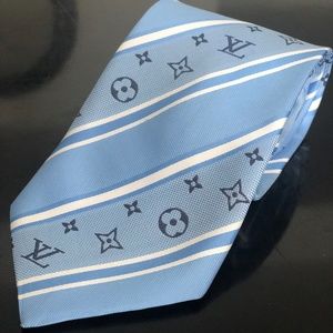 LV men's tie 100% silk